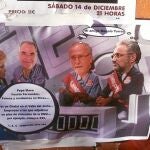 Dos de los carteles que aparecieron ayeren los domicilios de los líderes de IU, y que motivaron la denuncia de los políticos ante la Guardia Civil