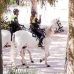 Policías y Bomberos piden la proporción de la extra de 2012