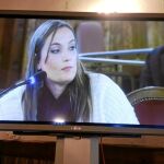 La diputada Clara Tirado dijo desconocer de dónde provenía la información que recibió en la sede del PSPV