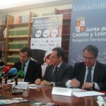 Momento de la firma del nuevo convenio.