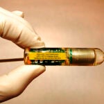 Marca electrónica colocada en 2007 por técnicos AZTI en el atún rojo encontrado siete años después en la costa de Malta