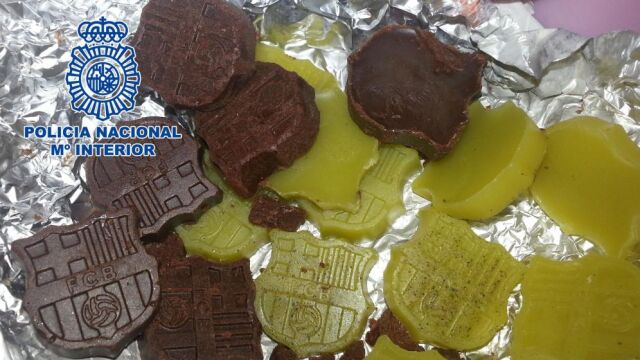 Detenido un maestro turronero por elaborar bombones con marihuana y setas alucinógenas