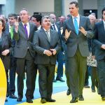 El príncipe de Asturias se mostró interesado en los expositores de Cevisama, Habitat y Fimma-Maderalia