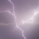 Un total de 97 rayos caen en el interior de Castellón y el límite con Teruel por las últimas tormentas