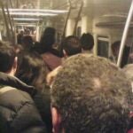 Imagen del interior del tren accidentado.