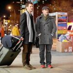 Raúl Arévalo y Javier Cámara, en un fotograma de «La vida inesperada»