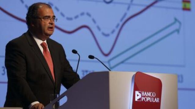 El expresidente del Banco Popular Ángel Ron está también investigado en la causa