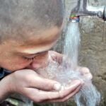 La falta de agua afecta, en particular, a las mujeres y los niños,