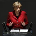La canciller alemana Angela Merkel en su habitual intervención ante el Bundestag