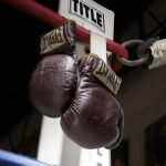 Los guantes que Muhammad Alí usó en la pelea contra Joe Frazier