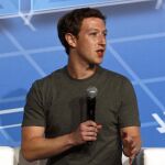 El fundador de Facebook, Mark Zuckerberg, durante su intervención en el Mobile World Congress.