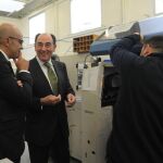 El presidente de Iberdrola, Ignacio Galán, ha visitado hoy en Getxo un centro laboral de Lantegi Batuak, organización privada sin ánimo de lucro dedicada a la generación de oportunidades laborales para personas con discapacidad en Vizcaya.
