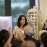 La presidenta de Argentina, Cristina Fernandez, junto al vicepresidente Amado Boudou, un un acto público el pasado 4 de febrero