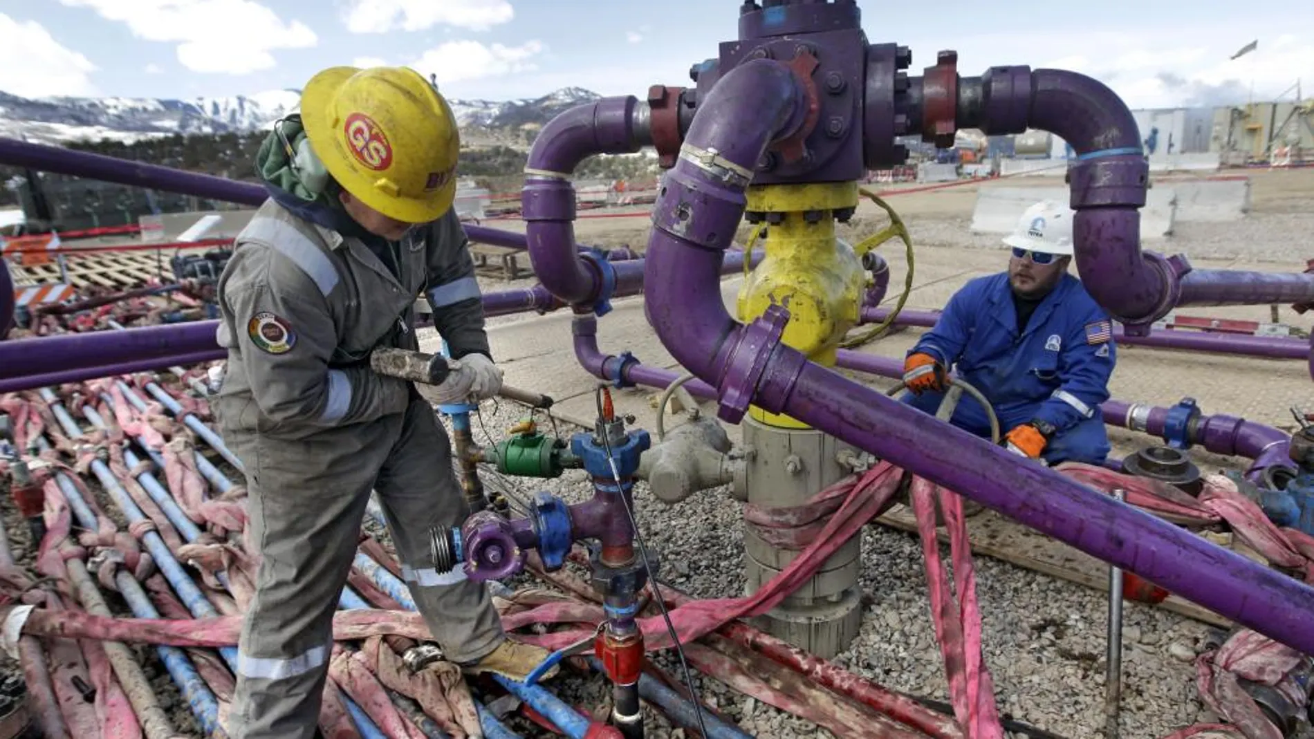 El fracking es una forma de extraer gas y petróleo a través de la ruptura de rocas del subsuelo