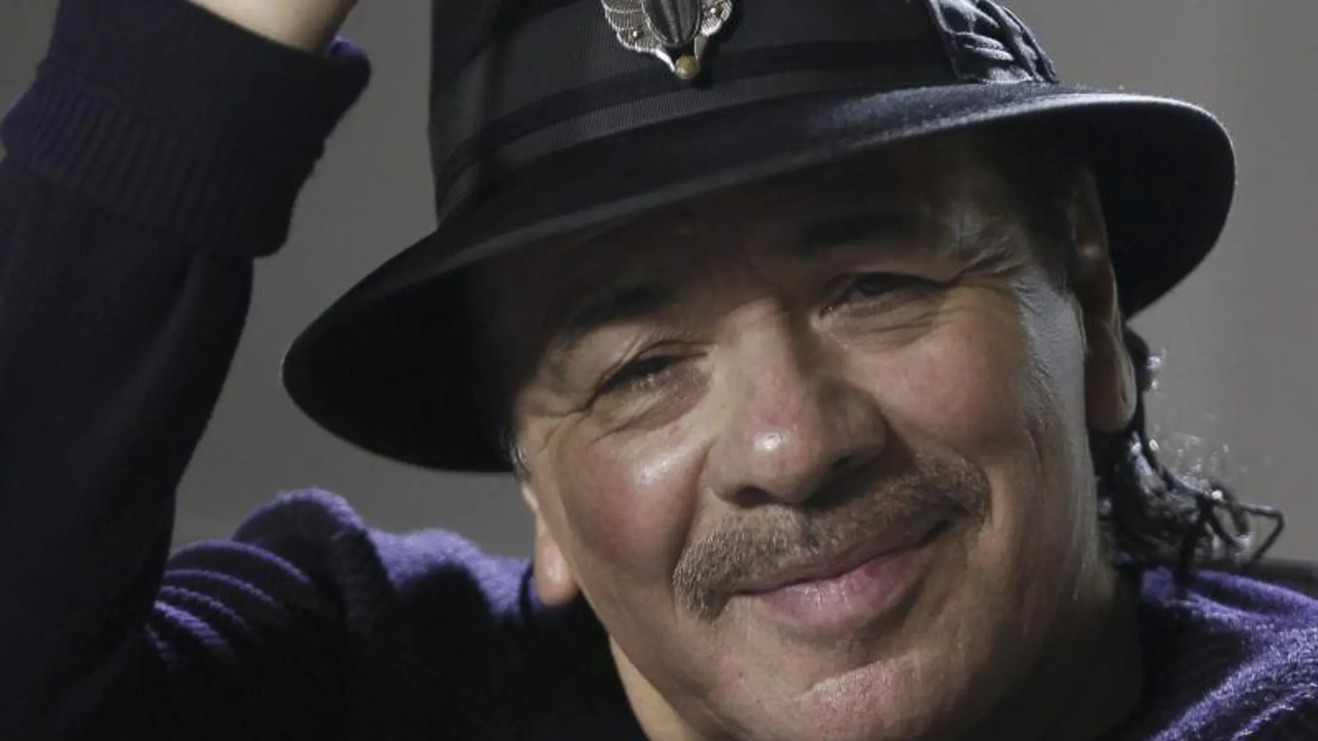 El ganador de diez premios Grammy Carlos Santana
