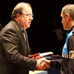Herrera entrega las medallas al mérito de la policía local y de la protección ciudadana