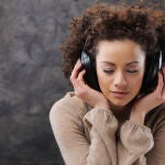3 razones por las que escuchar música mejora tu salud