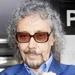 Lluis Llongueras: «Soy un artista encerrado en un peluquero»