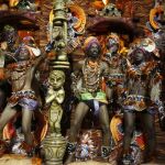 La escuela de samba Beija Flor durante el desfile anual del carnaval en el Sambódromo de Río de Janeiro