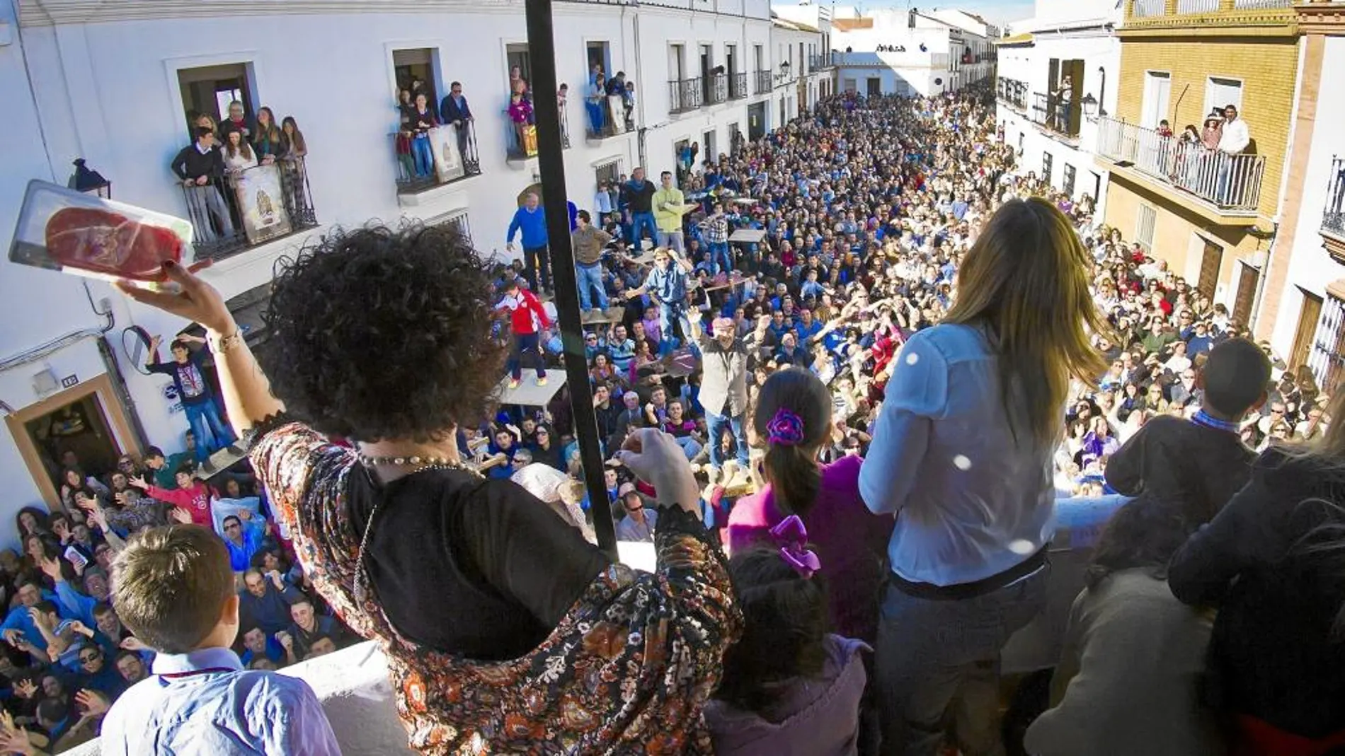 El patrón de Trigueros (Huelva), San Antonio Abad, es el único santo afiliado a un sindicato, UGT