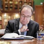 Pedro Álvarez de Miranda: «Nacen más palabras de las que mueren»