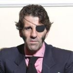 Juan José Padilla, sin puntos de sutura y pendiente de la siguiente intervención