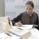 La modelo Eugenia Silva durante la presentación del libro "Las cuatro estaciones".