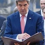 John Kerry, ayer, en Pekín