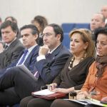 Mercedes Cantalapiedra, Rosa Valdeón, Alfonso Polanco, Valentín Cisneros y Francisco Vázquez, entre otros, durante la inauguración del Consejo