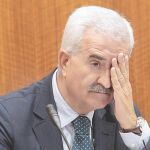 Investigar sólo las denuncias de los medios, ejemplo de «rigor»