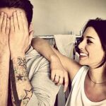 La pareja subió esta fotografía a Twitter antes de la grabación del vídeo "Emocional".