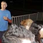 Los padres del menor en el momento de abandonar la cárecel de Soto del Real
