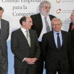 El Consejo Empresarial para la Competitividad, en 2013: Florentino Pérez,Simón P. Barceló. Antoni Brufau, Leopoldo Rodés, Isidoro Álvarez, Rafael del Pino, Emilio Botín, Pablo Isla, César Alierta, Juan Roig, Isidro Fainé, José M. Martínez, Francisco González, José M. Entrecanales, Ignacio Galán, José Manuel Lara, Isak Andic y Fernando Casado
