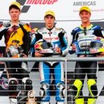 Viñales, en el centro, corona el podio con Rabat, segundo, en el GP de las Américas el pasado día 13