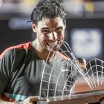 El rey de la tierra ha vuelto