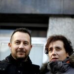 La pareja partió el miércoles del Hospital Carlos III; ayer, paseaban por una calle de idéntico nombre