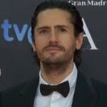 Juan Diego Botto, de Armani