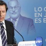 Carlos Floriano, durante la rueda de prensa en la que ha presentado la campaña electoral de su partido para las elecciones europeas.