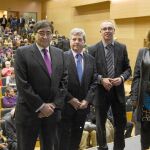 Julian Martín, Fernando Burgaz, Julián Ballestero, María Jesús Pascual y Fernando Antúnez, ayer en el foro