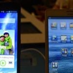 Presentan un protector de pantalla para el iPhone 5 a prueba de martillazos