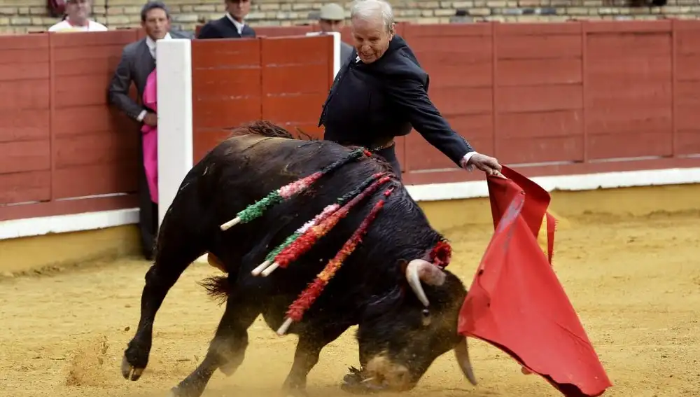 El torero Manuel Benítez "El Cordobés"participó en Córdoba en un festival taurino a beneficio de la Asociación Española Contra el Cáncer