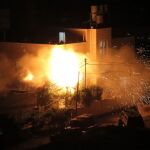 Isarel bombardea Gaza en respuesta a los cohetes disparados contra territorio israelí