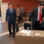 La consejera de Agricultura y Ganadería, Silvia Clemente, clausura la I Reunión de Proveedores del Grupo Ibersnacks junto al presidente del grupo, Félix Eguía