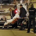 El suceso se produjo en la calle Ferroviarios, 54, en el distrito de Usera, en una vivienda situada en el bajo