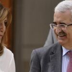 La presidenta de la Junta de Andalucía, Susana Díaz y el consejero de la Presidencia, Manuel Jiménez Barrios