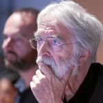 El director, durante uno de los ensayos en Madrid