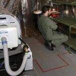 Fotografía facilitada por el Ministerio de Defensa de la camilla burbuja especialmente diseñada para la evacuación segura y estable de personas afectadas por graves enfermedades infecciosas.