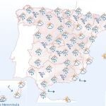 Las lluvias y las temperaturas frescas en muchos lugares marcarán la jornada del lunes.