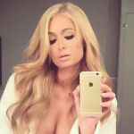 Paris Hilton sube la temperatura en Instagram