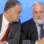 Pons confirma que Cañete sigue de ministro